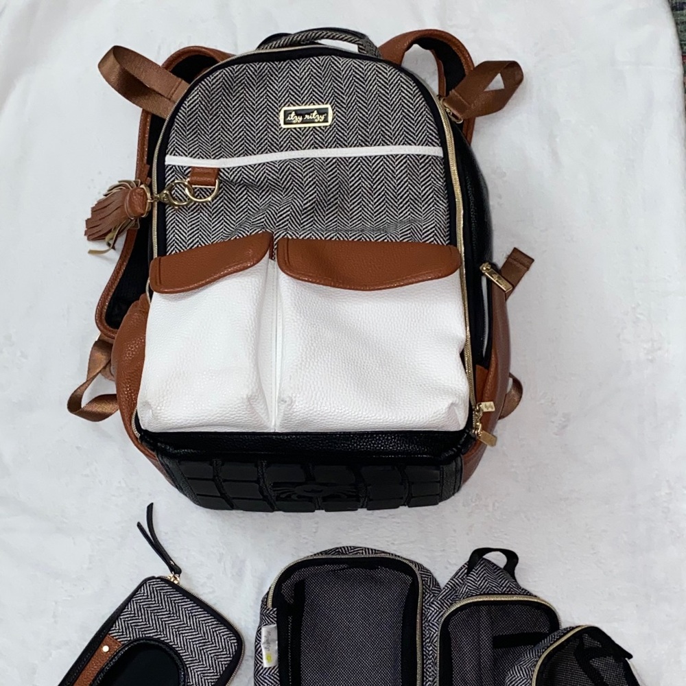 Itzy Ritzy Boss Diaper Bag Set